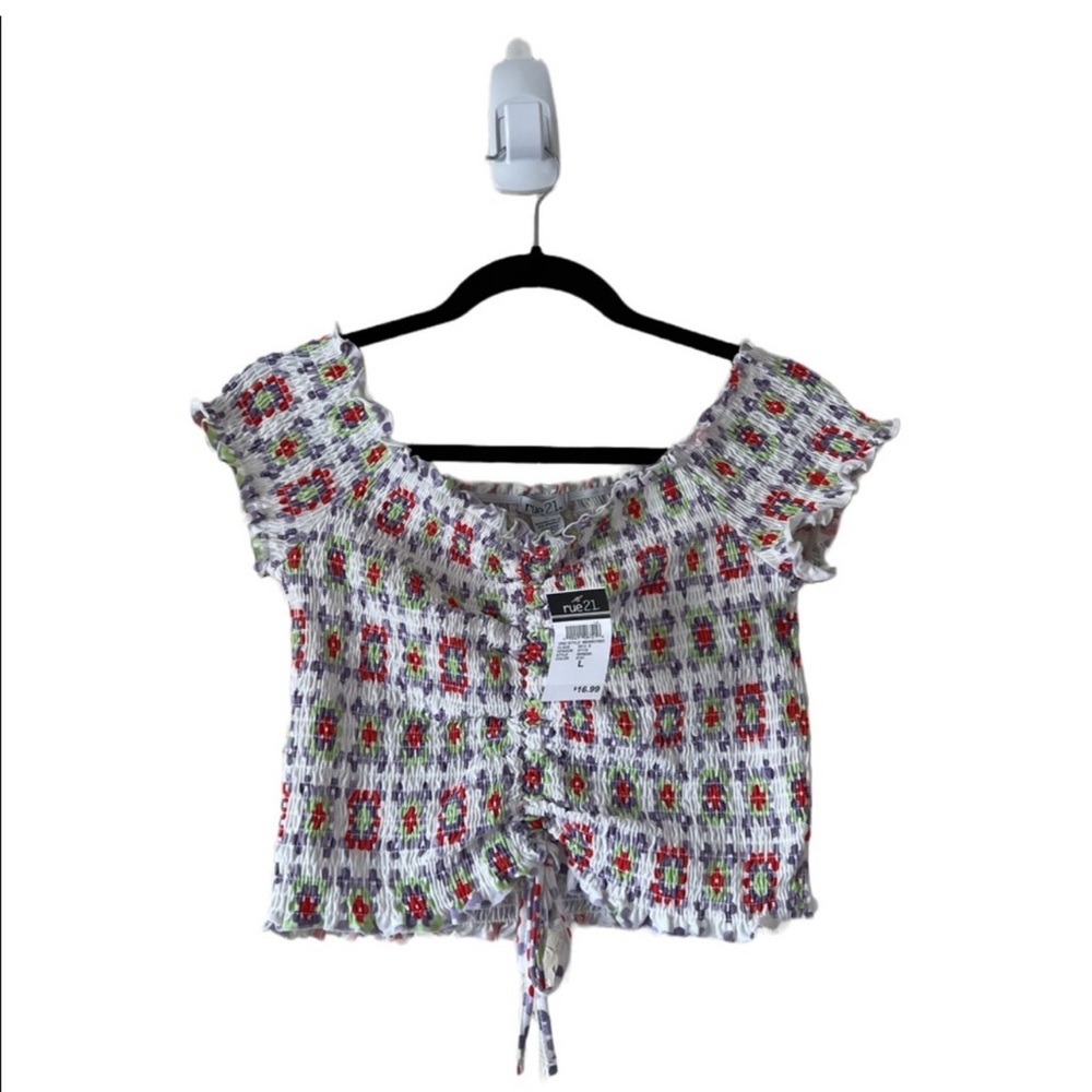 Cute Off the Shoulder Top Quilt Themed Size L NWT